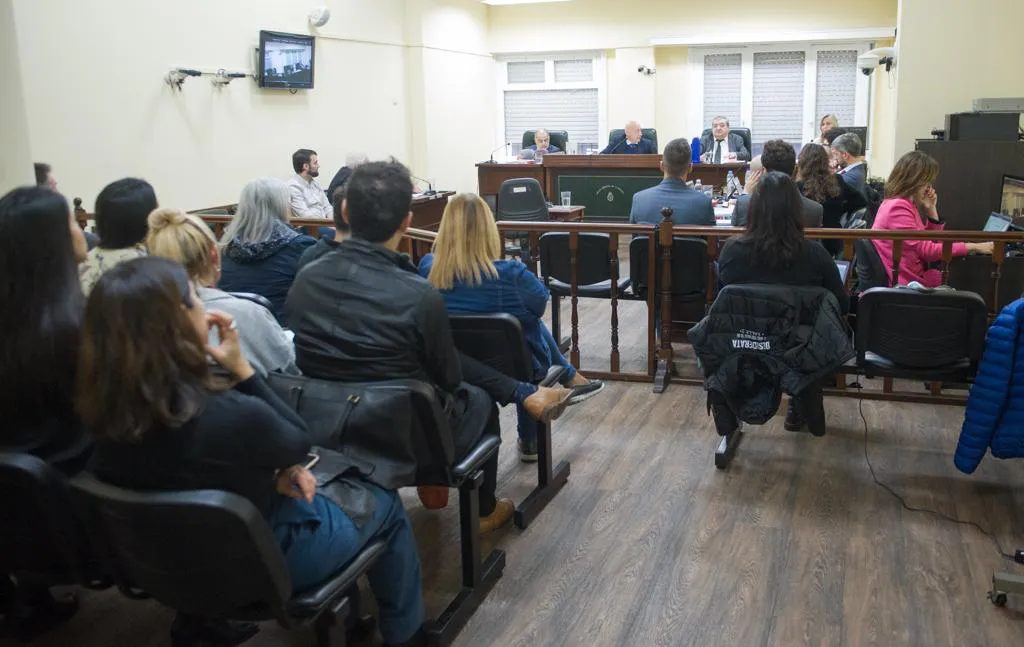 La maltrataba, le pegaba fueron las palabras de los amigos de Marianela sobre Francisco