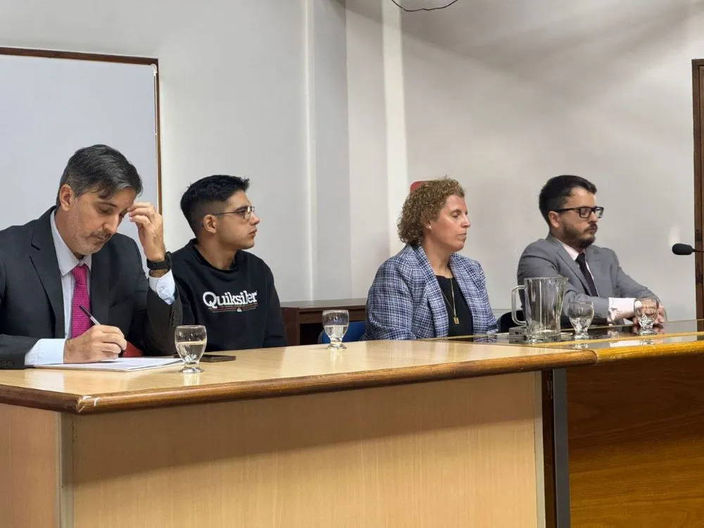 photo_4952186675312397217_y