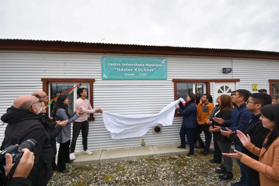 photo_5091734556507221602_y