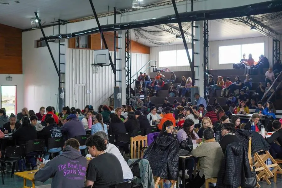 photo_5168344227472149272_y