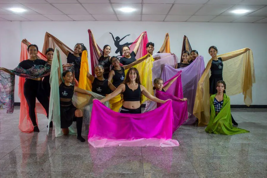 484227047_1068461358653099_2530624584715919097_n