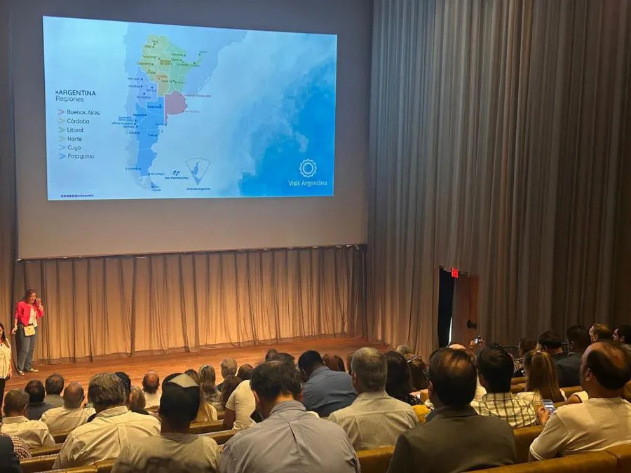 photo_5161219804437262231_y