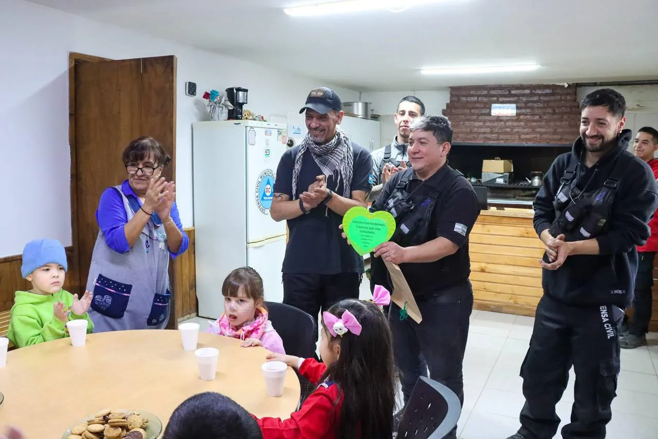 Niños del Jardín de Infantes “Zhioshi” recibieron capacitaciones de Defensa Civil (1)
