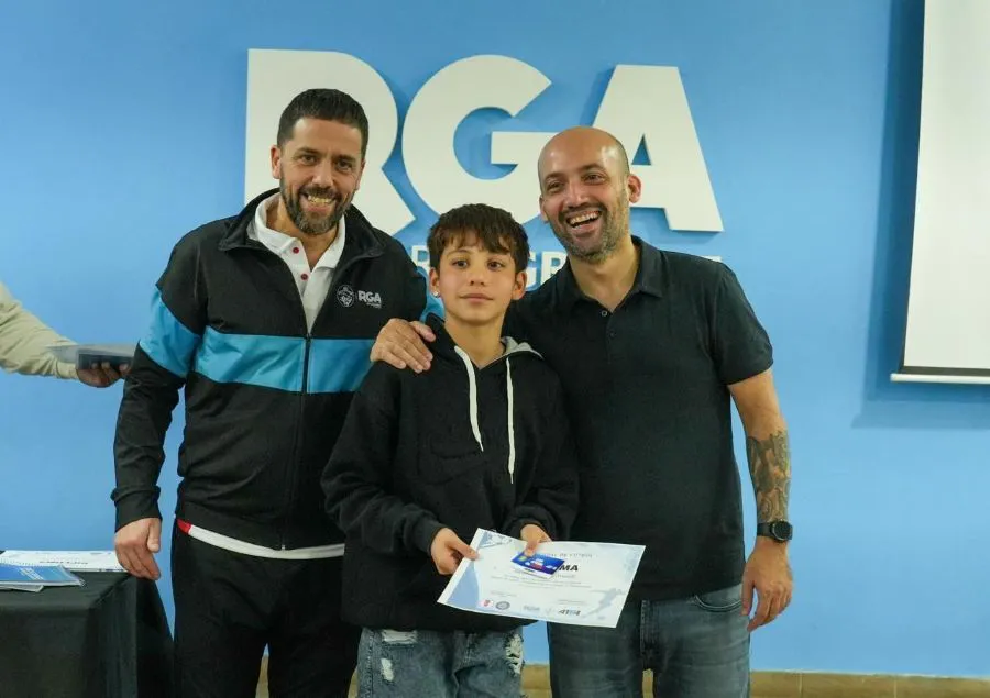 photo_5159078492657266208_y