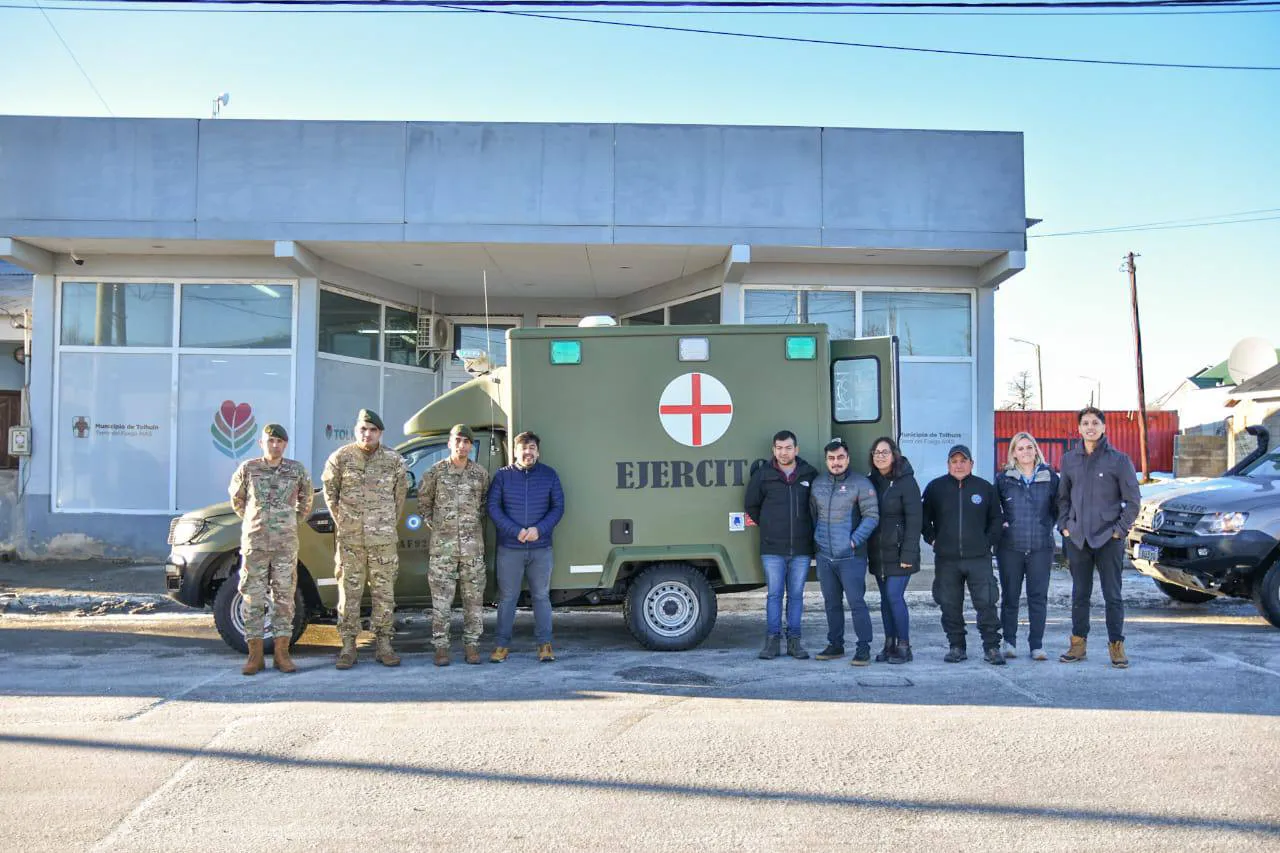 El Ejército Argentino fortalece el trabajo junto al municipio de Tolhuin en Salud  (3)