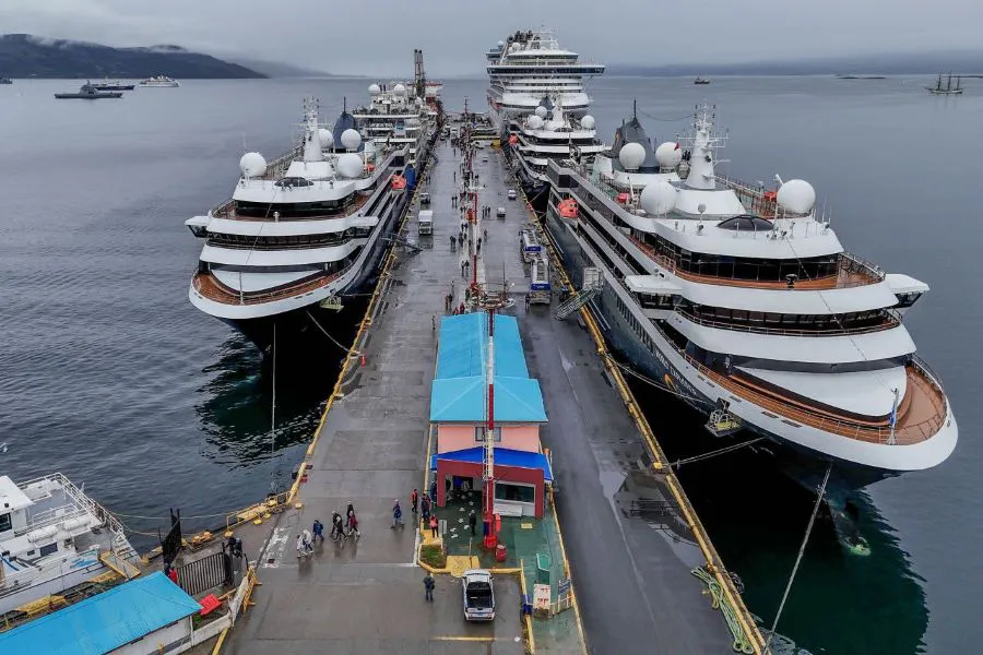 photo_5085043169262504864_y