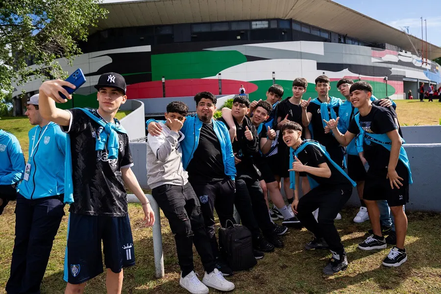 La delegación fueguina participó de la apertura de los Juegos Deportivos Nacionales Evita (3)