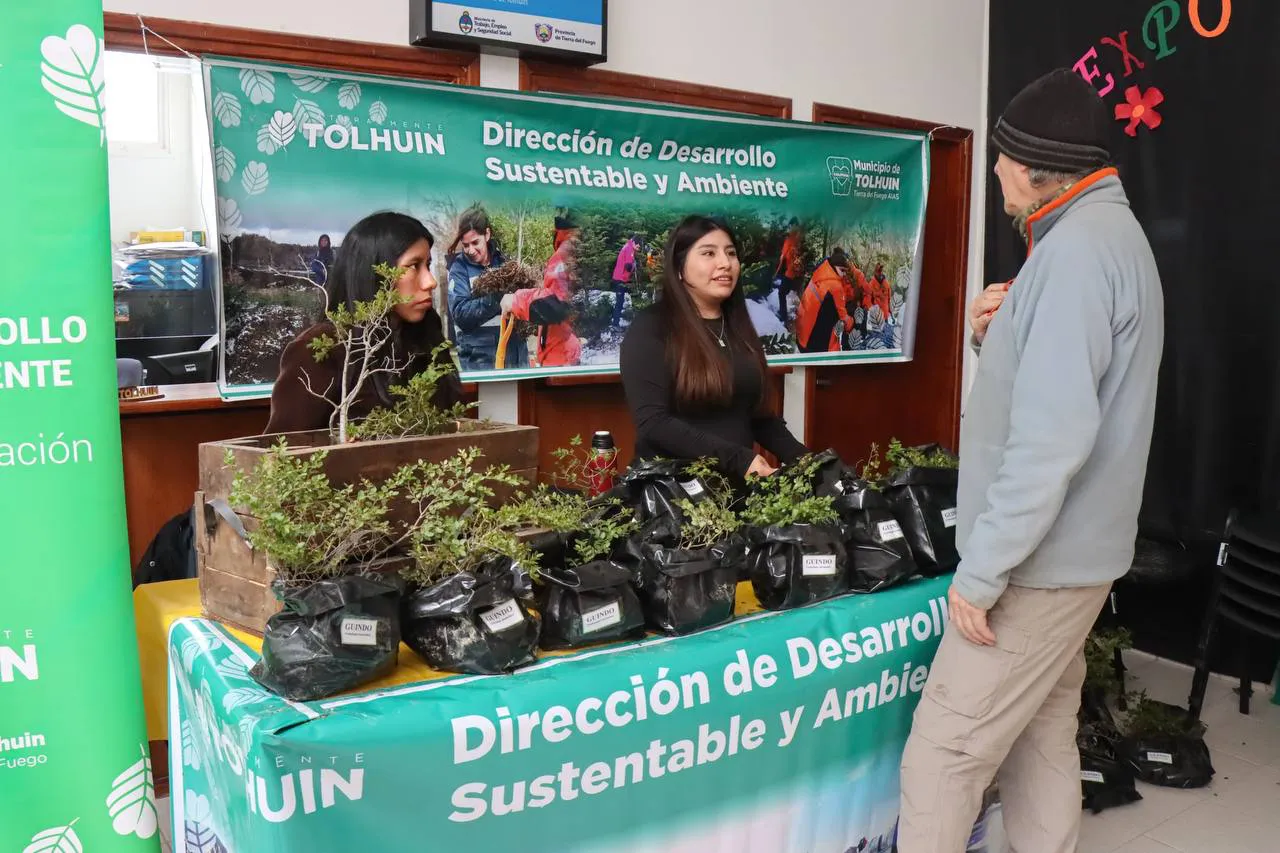 Con una gran participación se desarrolló la 2ª Expo Jardín “Embelleciendo Tolhuin”  (3)