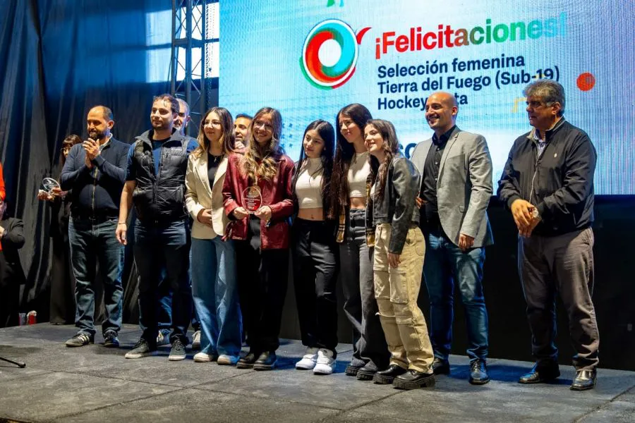 photo_5055321063566281497_y