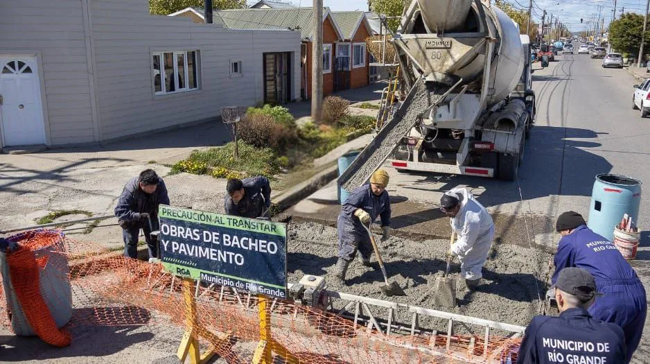 photo_4911550855853574948_y