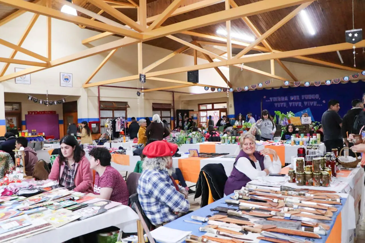 Más de 50 emprendedores participaron de la edición de Emprender TDF en Tolhuin (1)