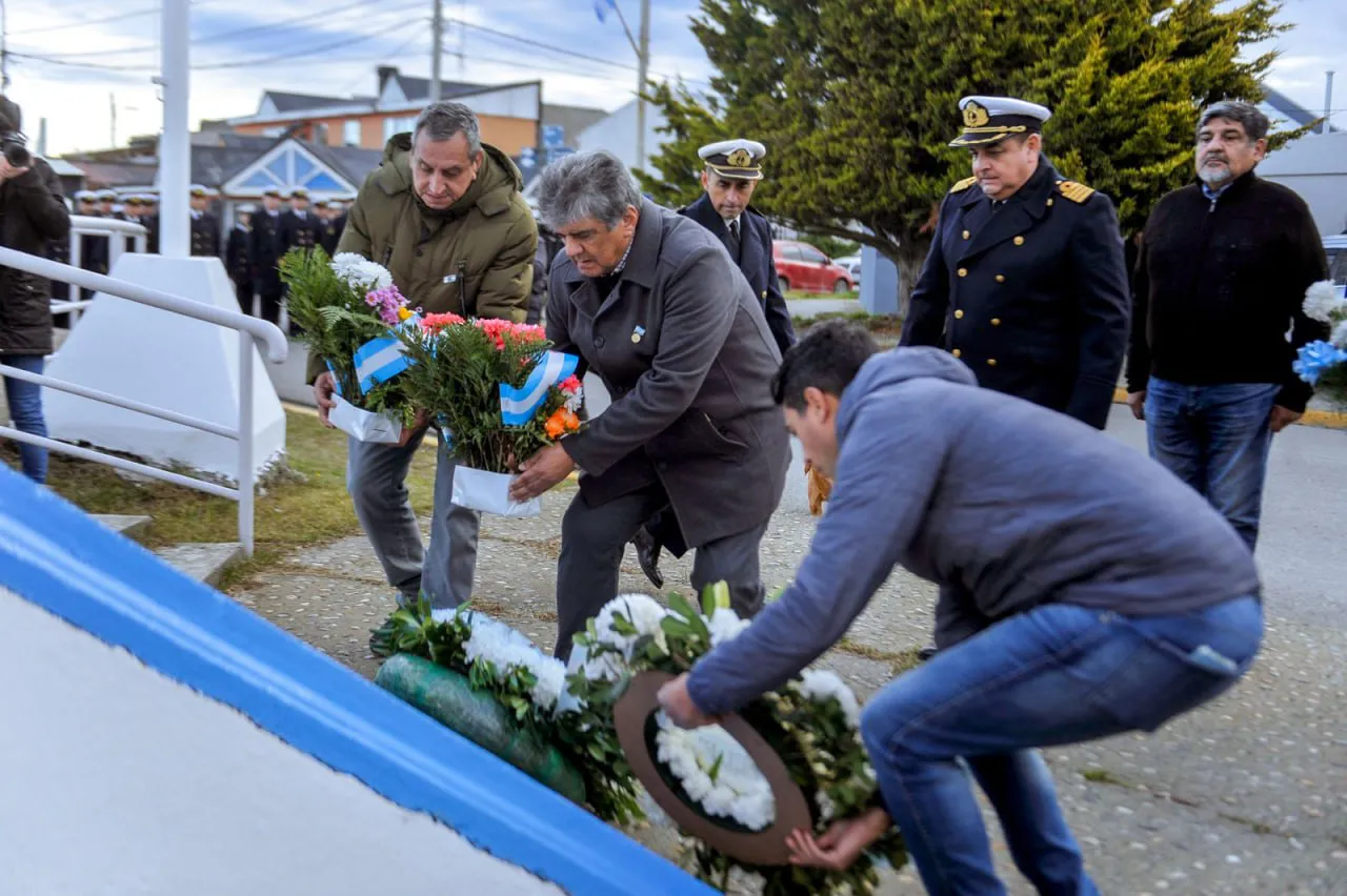 Se conmemoró el 42° aniversario del hundimiento del crucero ARA Gral. Belgrano (2)