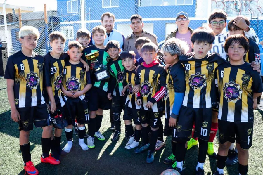 photo_4945099279194328135_y