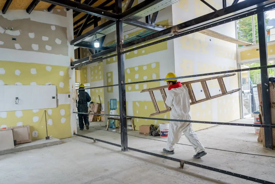 photo_4949618817441574539_y