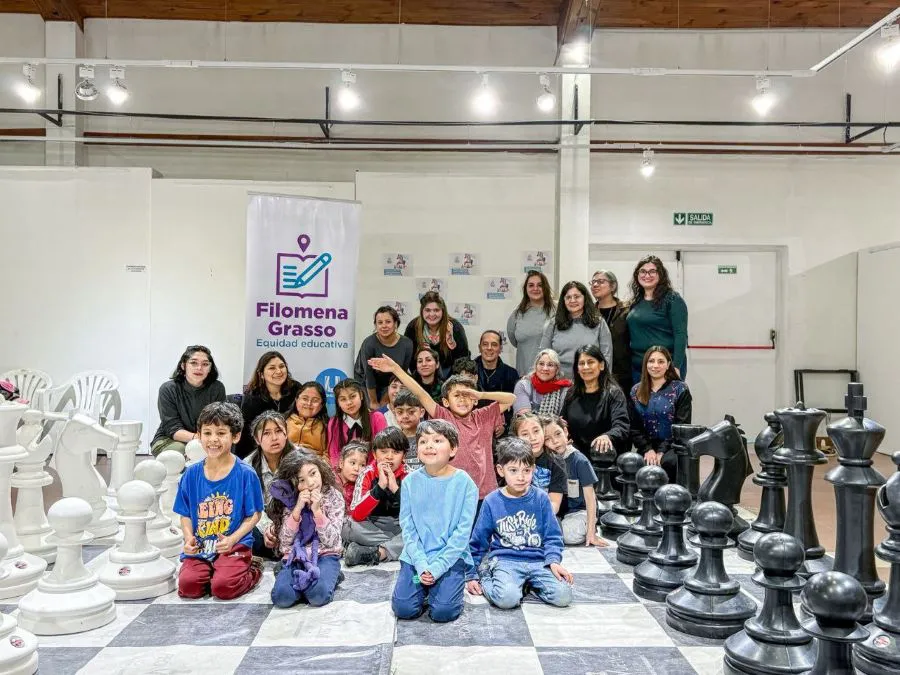 photo_5161635398357725734_y