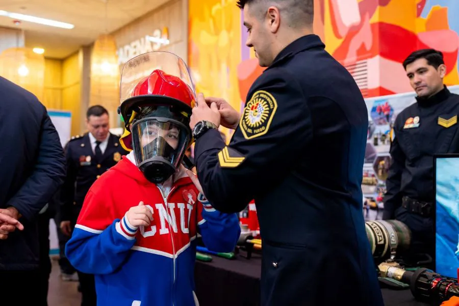 photo_4965591431448211202_y