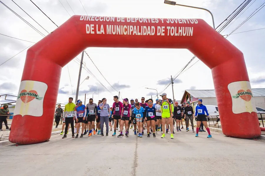 Tolhuin desarrolló la 14ª Prueba Atlética en el marco del 52° aniversario de la ciudad  (3)