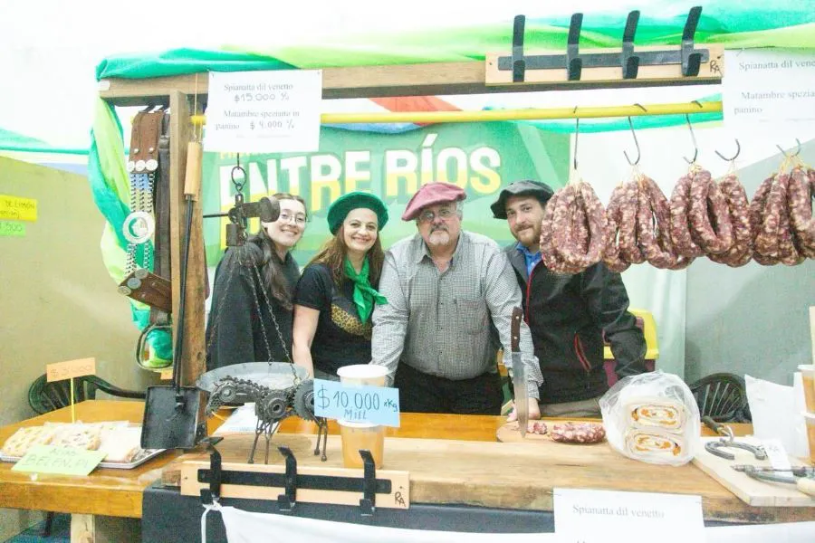 photo_4961011063579151178_y