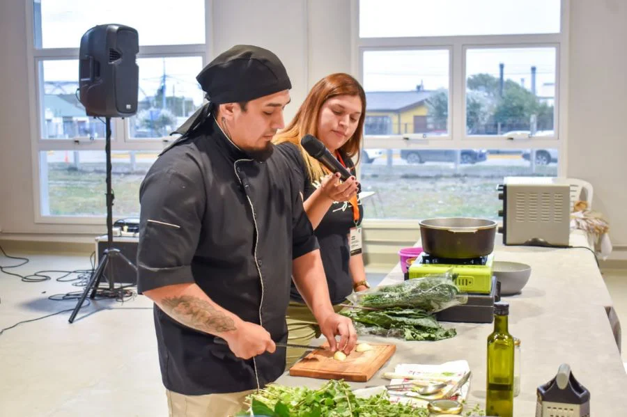 photo_5068831553210747913_y