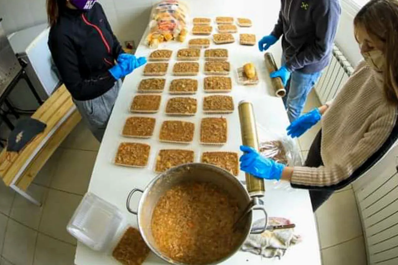 Unos 10 mil vecinos concurren a los comedores comunitarios que asiste el municipio