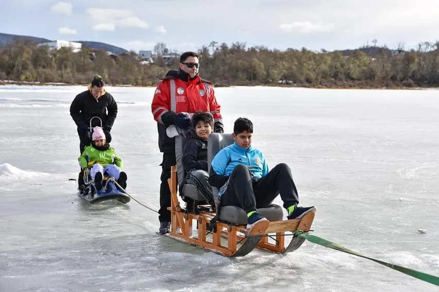 Tolhuin llevó adelante la jornada recreativa y adaptada “Sumate a Jugar” (3)