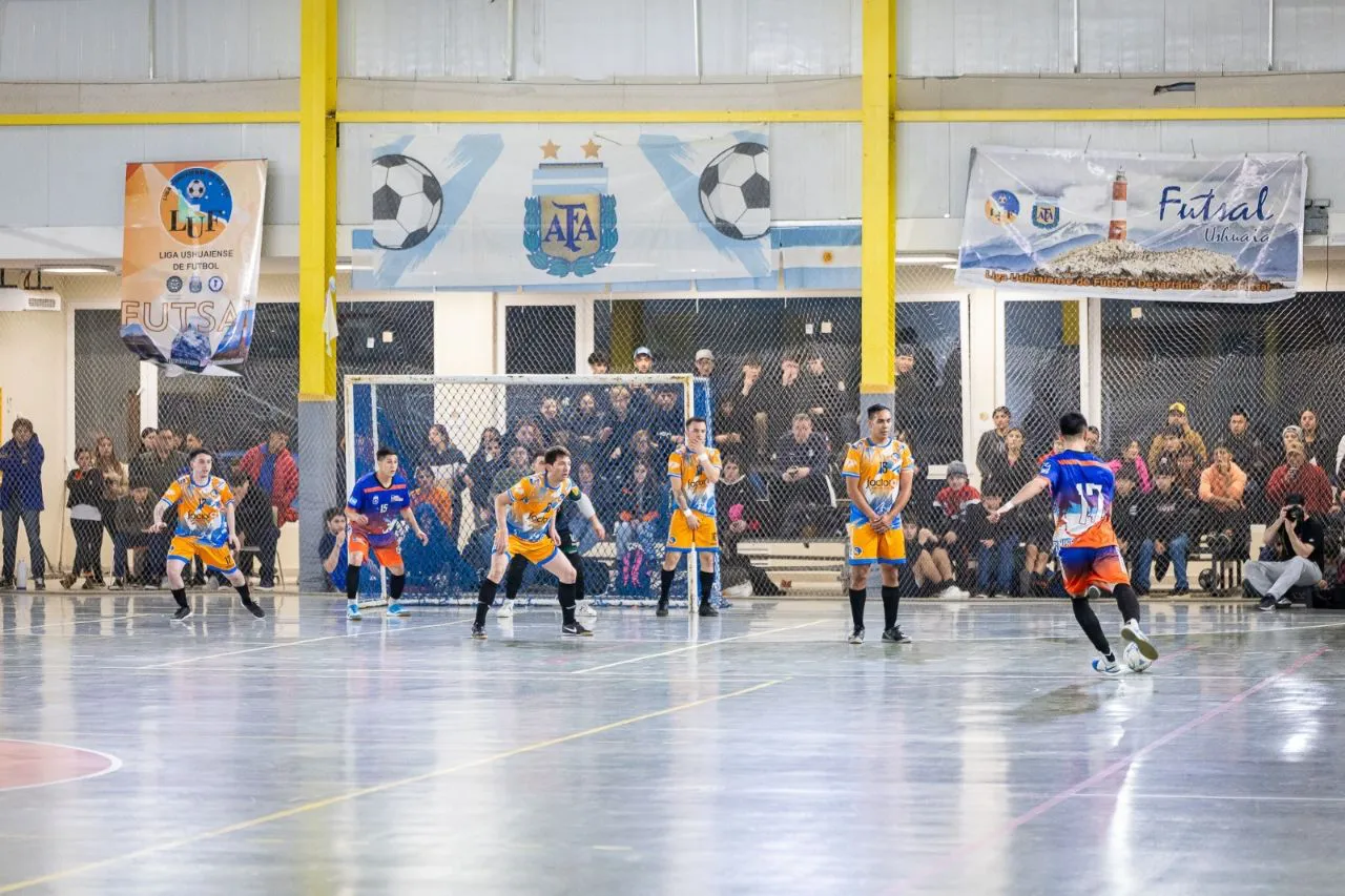 El sábado se realizó la Copa Provincial de Selecciones de Futsal Malvinas Argentinas (1)