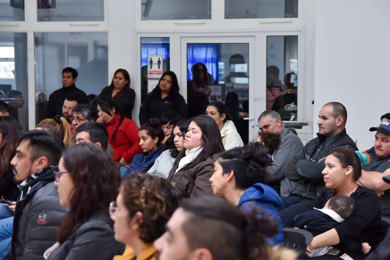 Emprendedores de Tolhuin recibieron del municipio herramientas de trabajo (7)