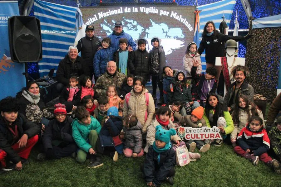 photo_5143228658880720156_y