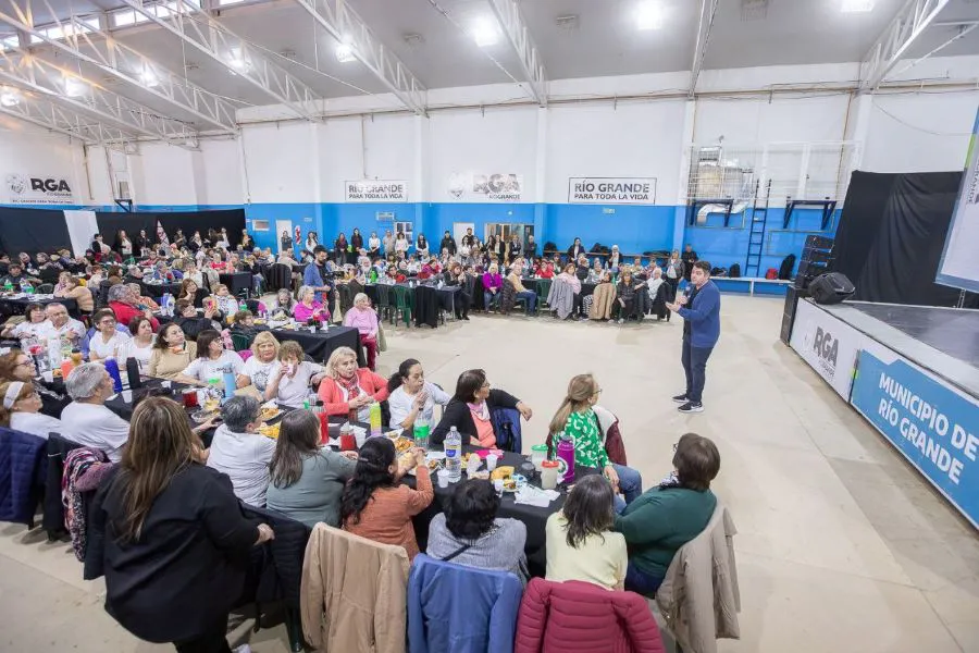 photo_5100554327684132319_y