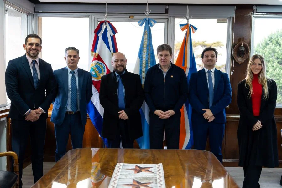 Melella se reunió con embajadores de Chile, República Dominicana y Costa Rica