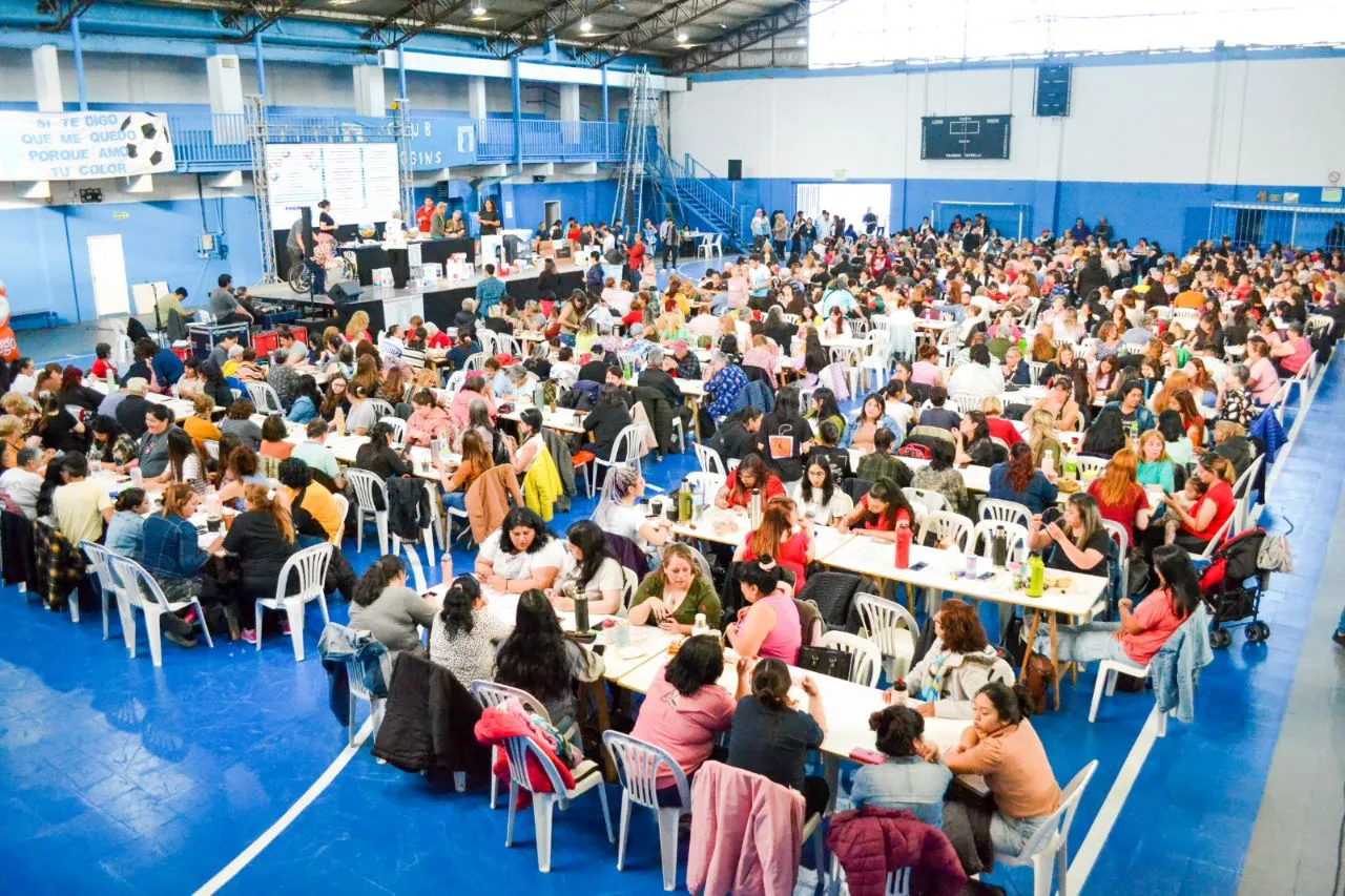 Vecinos de la ciudad de Río Grande se sumaron al bingo solidario Ohiggins de Pie (1)