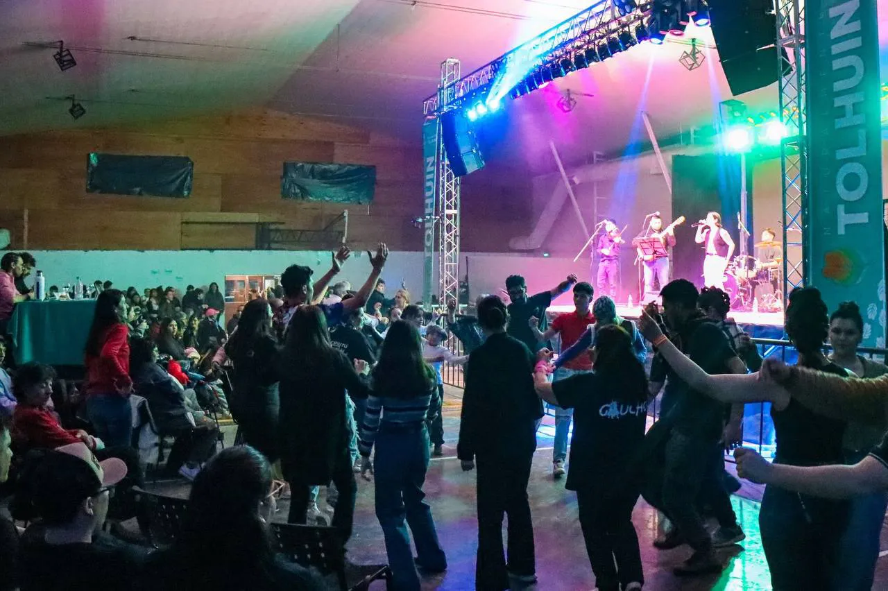 Con un gran espectáculo se desarrolló el Certamen Provincial de Malambo Femenino en Tolhuin  (5)