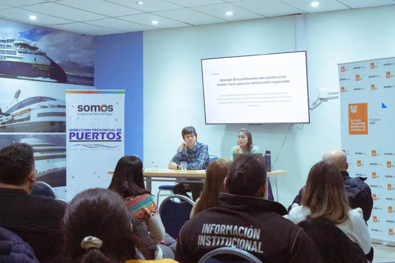 Brindaron una charla a medios sobre el abordaje responsable del abordaje del suicidio