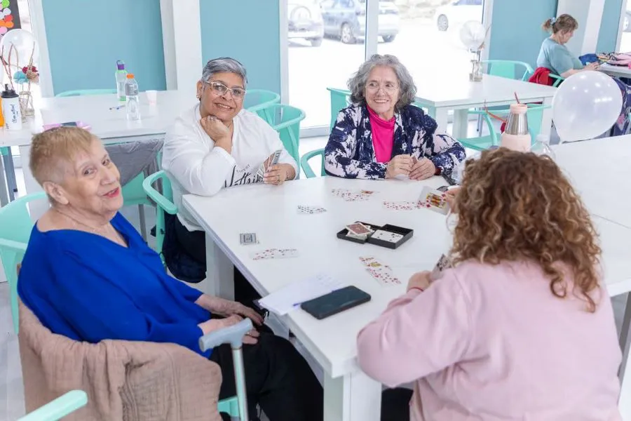 photo_4990327621283416860_y