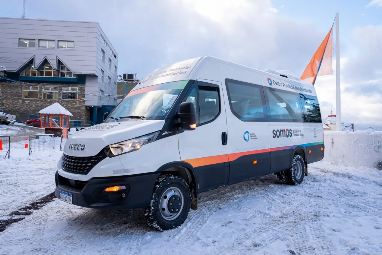 La provincia sumó un nuevo vehículo para el traslado de pacientes de Ushuaia