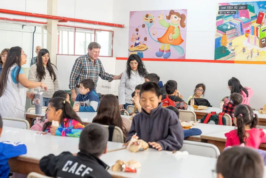 photo_5134423675279969341_y