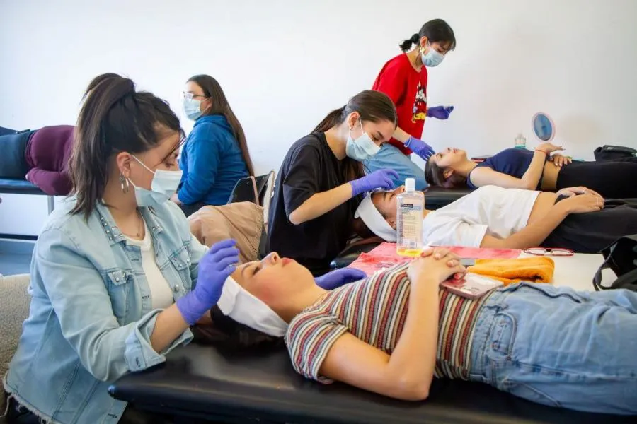 photo_5184085089338461131_y