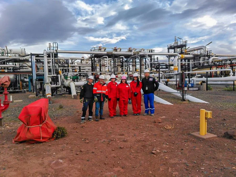 Recorrido por las instalaciones hidrocarburíferas de Neuquén