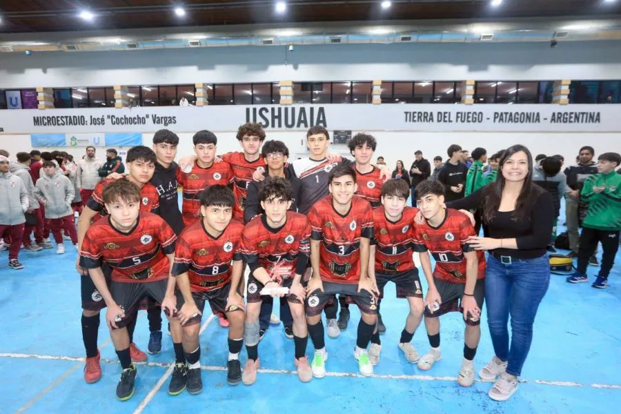 photo_5141153751590088412_y