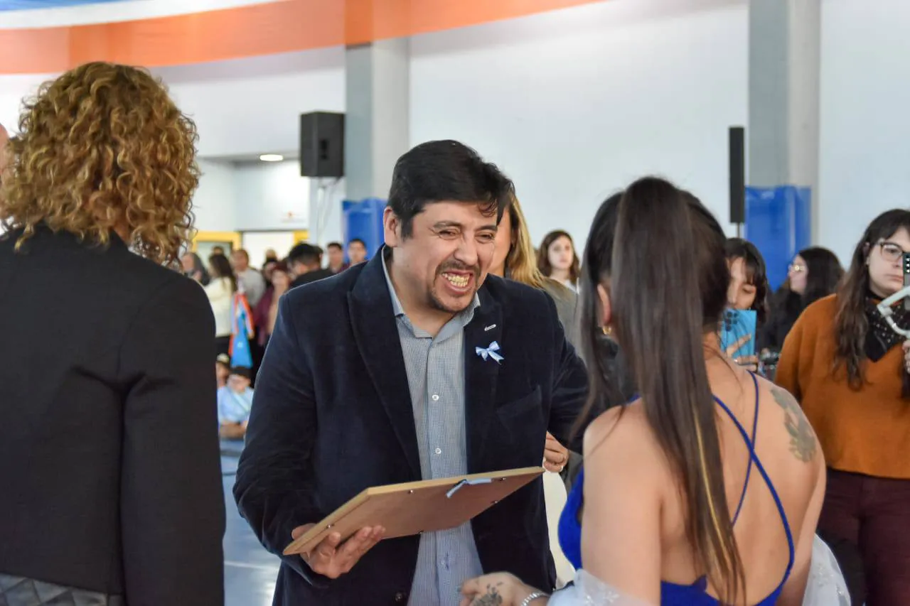 Harrington acompañó al gobernador en el acto por el Día de la Provincia (1)