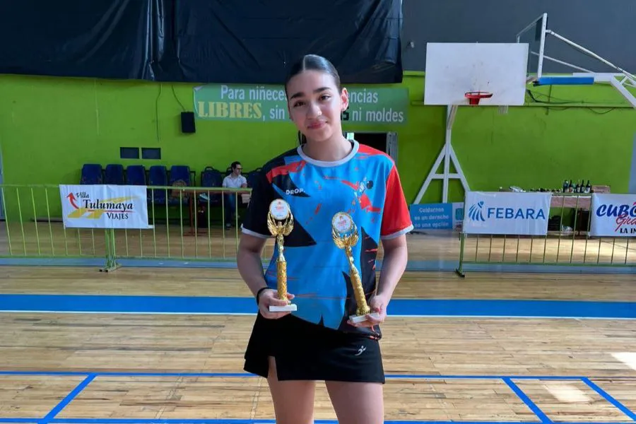 photo_5003872809968667396_y