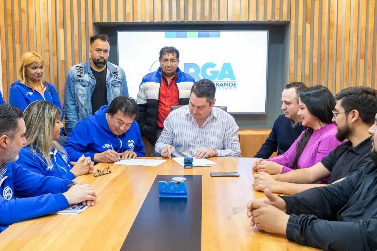 ATE logró una recomposición salarial del 35% en el municipio de Río Grande  (1)