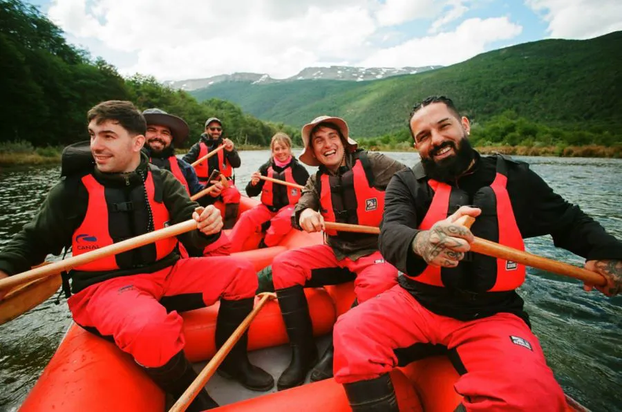 photo_4909132484319491242_y