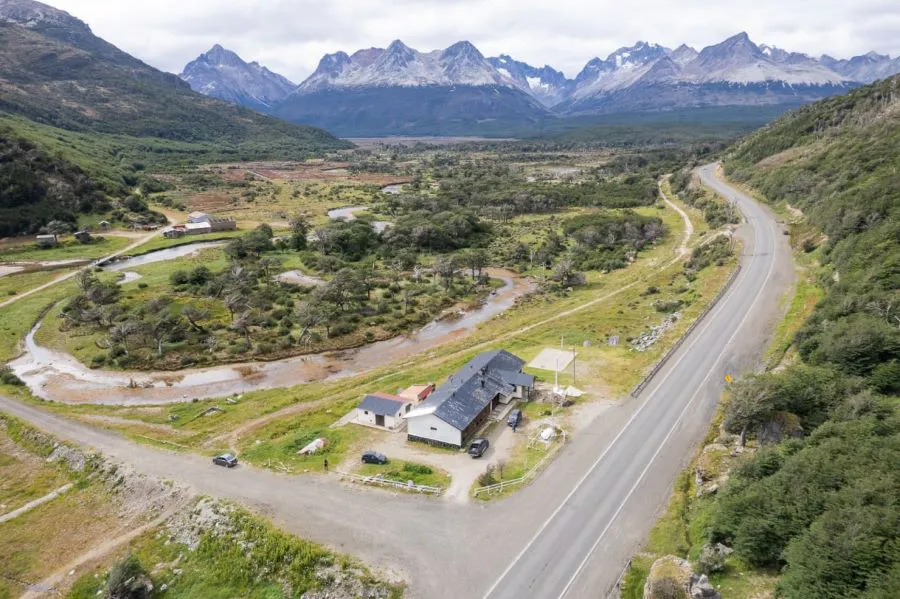 photo_4983681009065242097_y