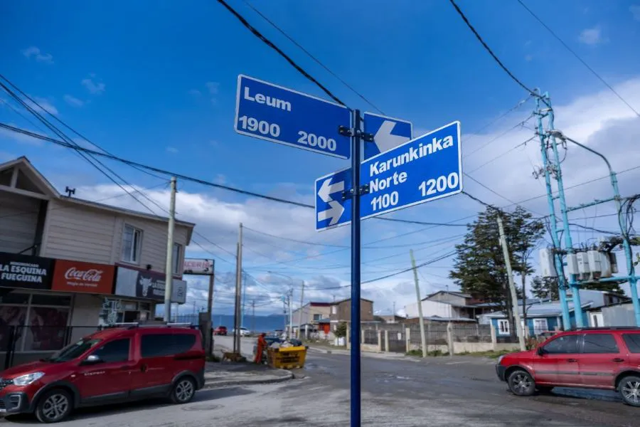 photo_5039866547165835112_y