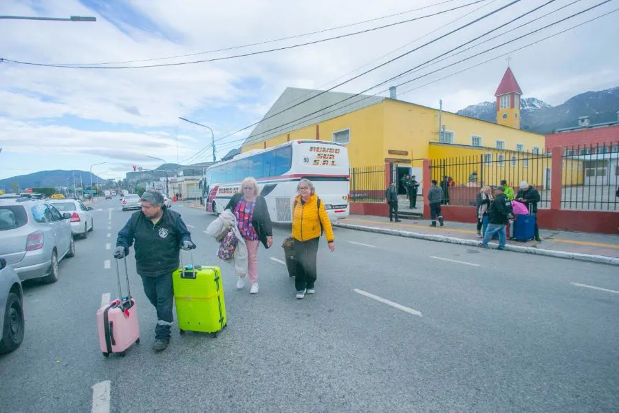 photo_5051227169455451689_y