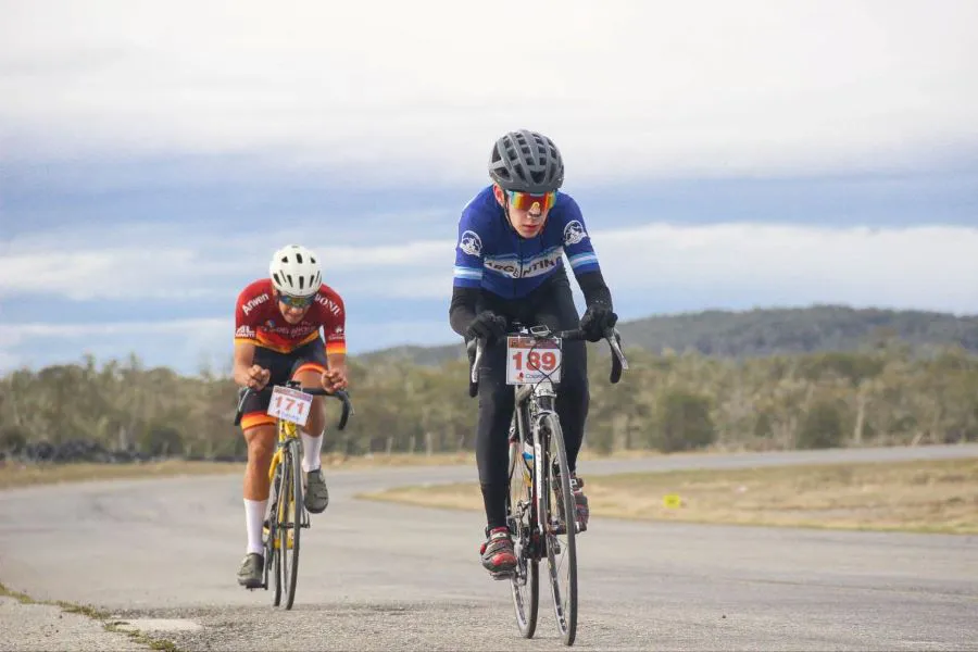 photo_4947502158777617235_y