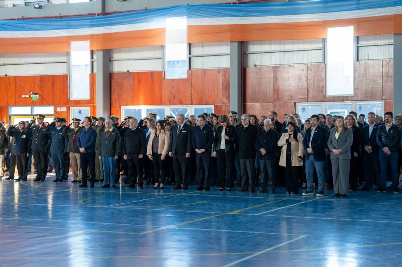 Se conmemoraron los 33 años de la jura de la Constitución de Tierra del Fuego (2)