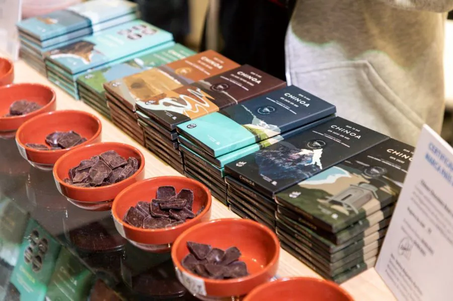 photo_5123145456229133993_y