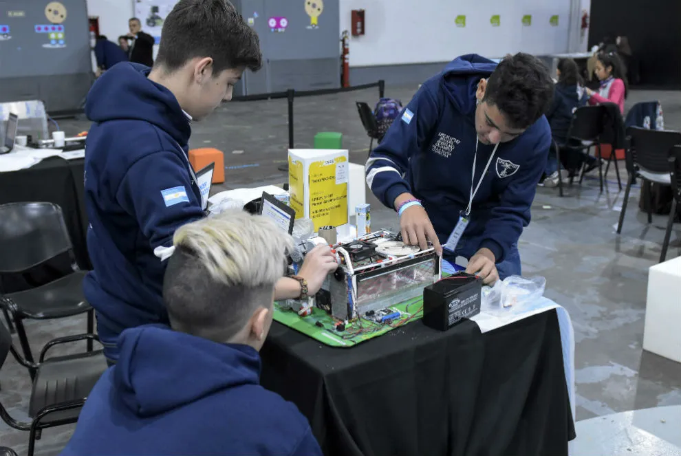 Se encuentran abiertas las inscripciones para culminar los estudios secundarios técnicos